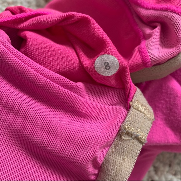 ✨2/20✨ Lululemon Pink Tank - Picture 3 of 7